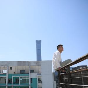 国内少女第一次开包视频
